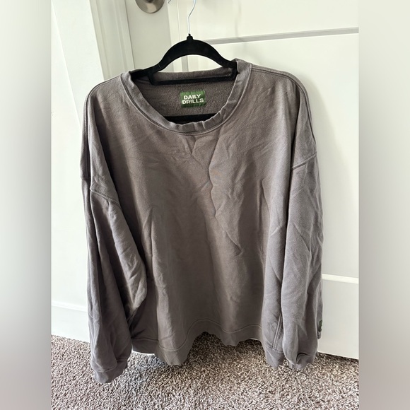 Daily Drills Oversized Gray Crewneck - Picture 3 of 5